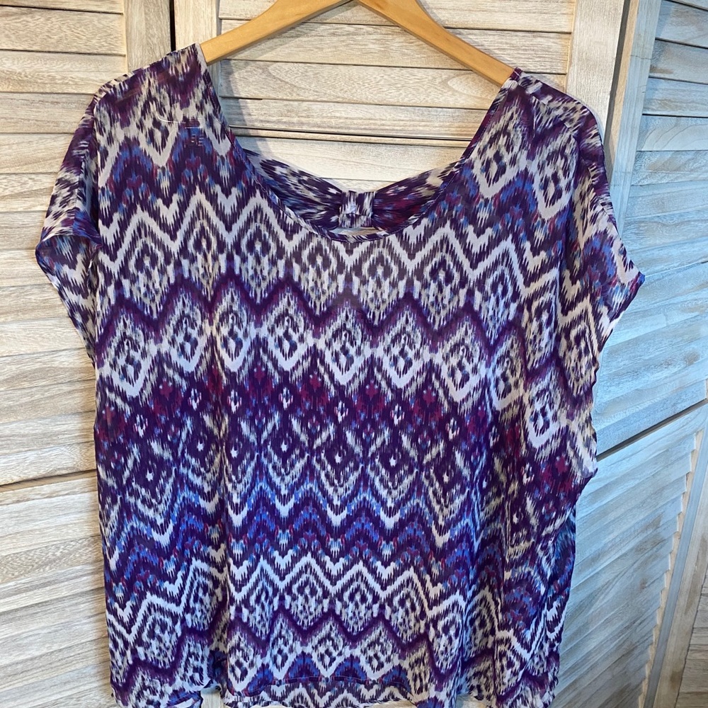 BRAND Twist Back Chuffon Top 2x